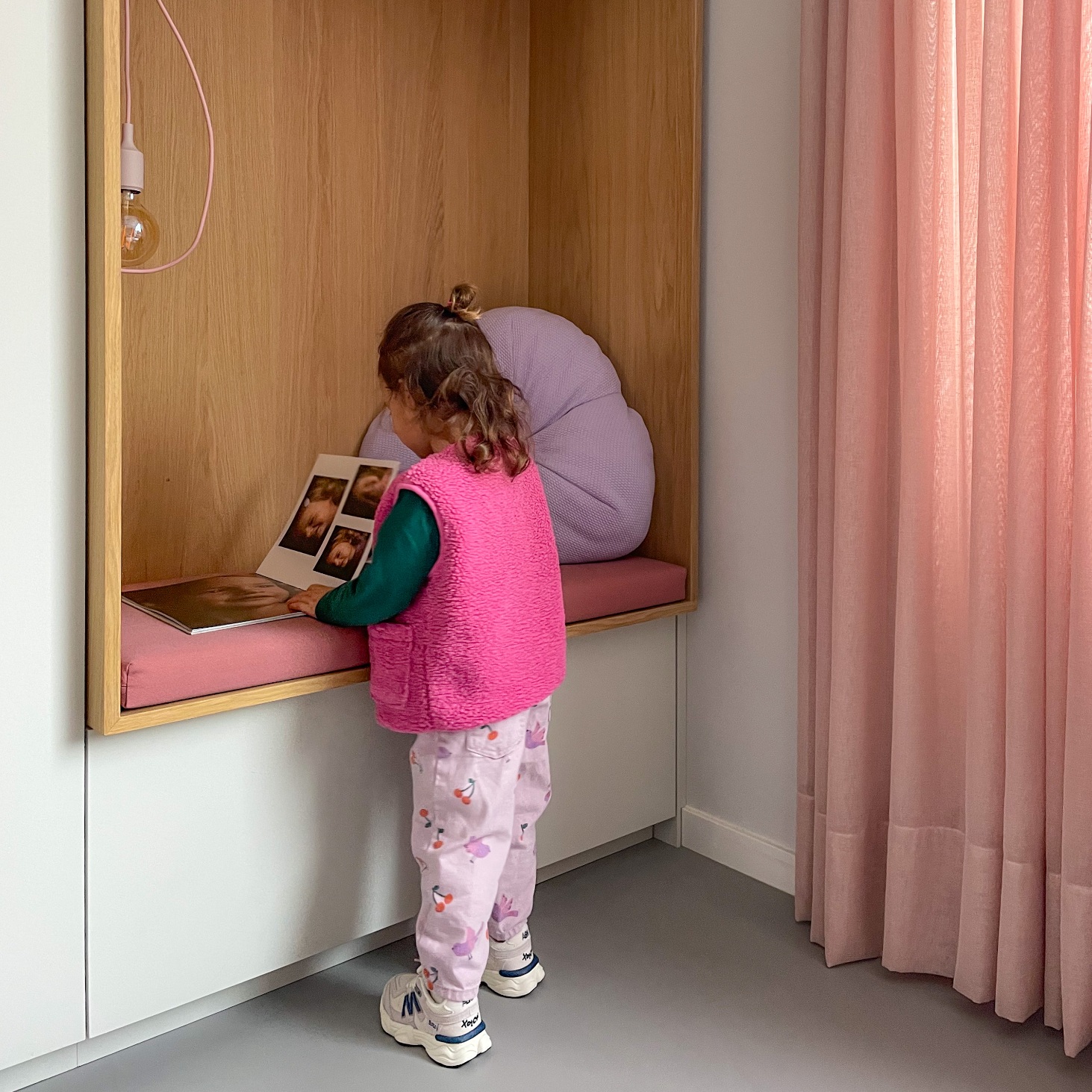 poorthuisje 001105203 insta vierkant muurkastnis