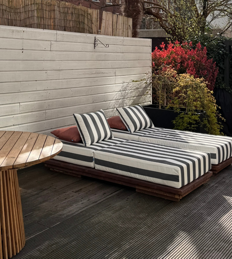 ligbedden stripes zwart wit